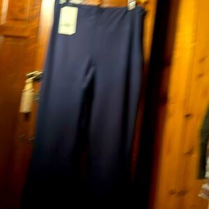 FABLETICS NWT NAVY BLUE BOOT CUT STYLE INVISIBLE SIDE ZIPPER SIZE XXL